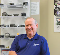 Rob Kinnan Headshot