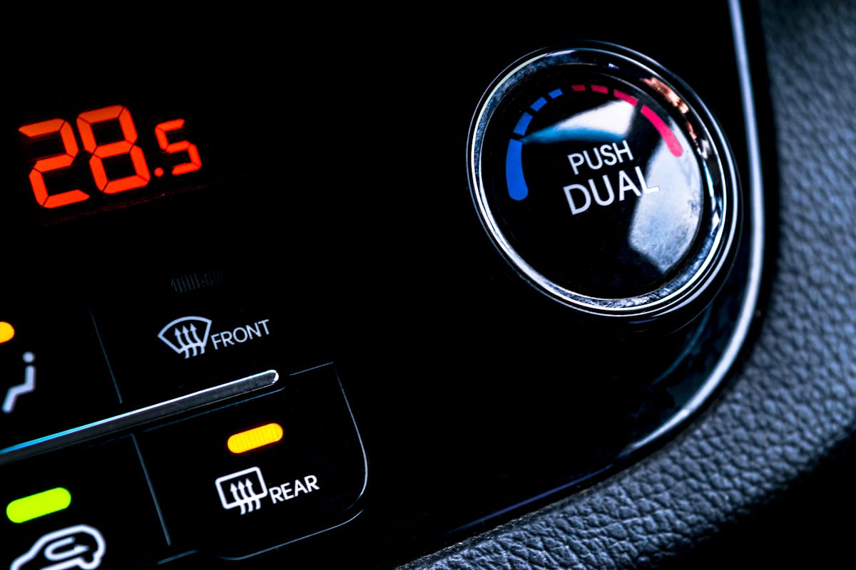 The ins and outs of Ford s Electronic Automatic Temperature