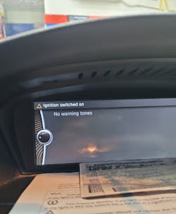 Figure 2- The radio display is totally inoperable. Figure 2- The radio display is totally inoperable.