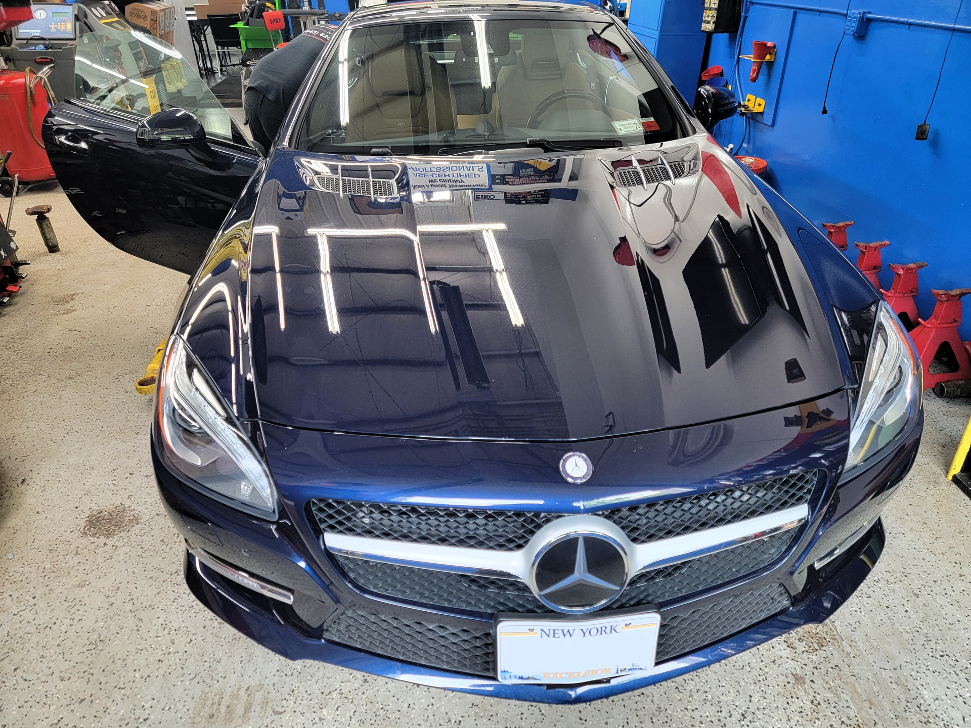 Figure 9- This Mercedes-Benz's lights remained illuminated, even with the vehicle off, secured and keys in hand. This will drain the vehicle's battery in a very short period.