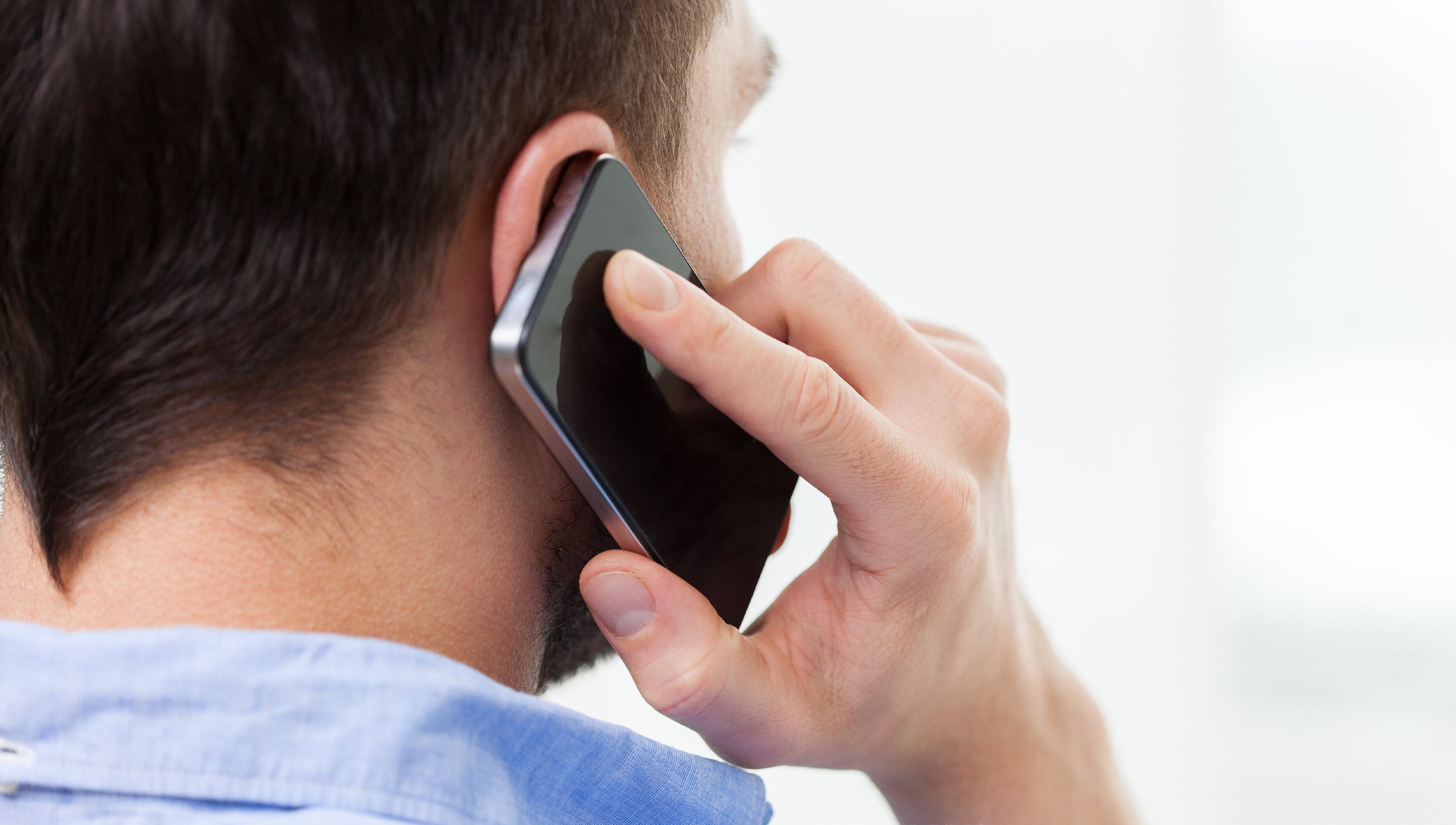 Sales Tip: Call customers from the showroom floor