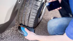 atlas-automotive-equipment-unveils-treadreader-tire-scanner