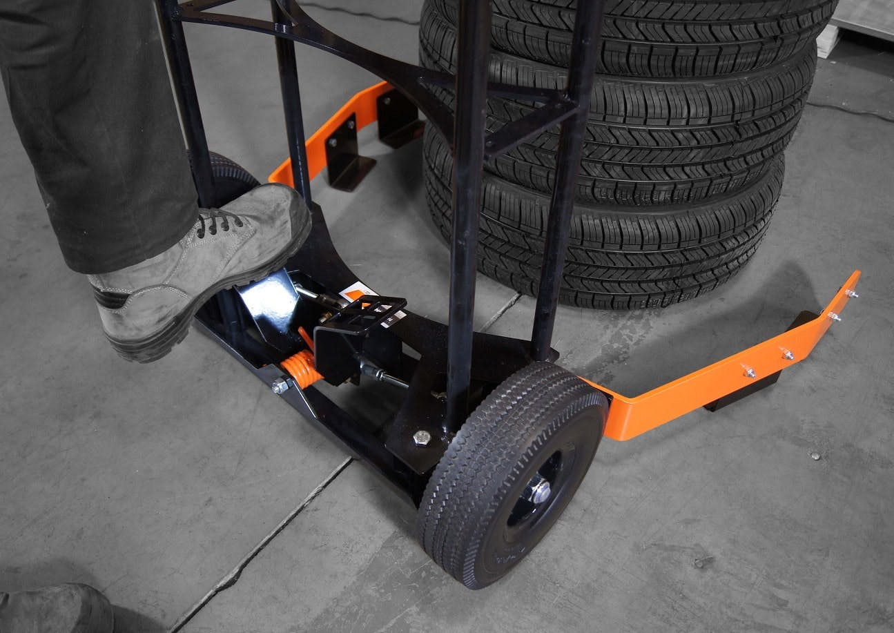 martins-industries-updates-tire-rider-tuff-cart