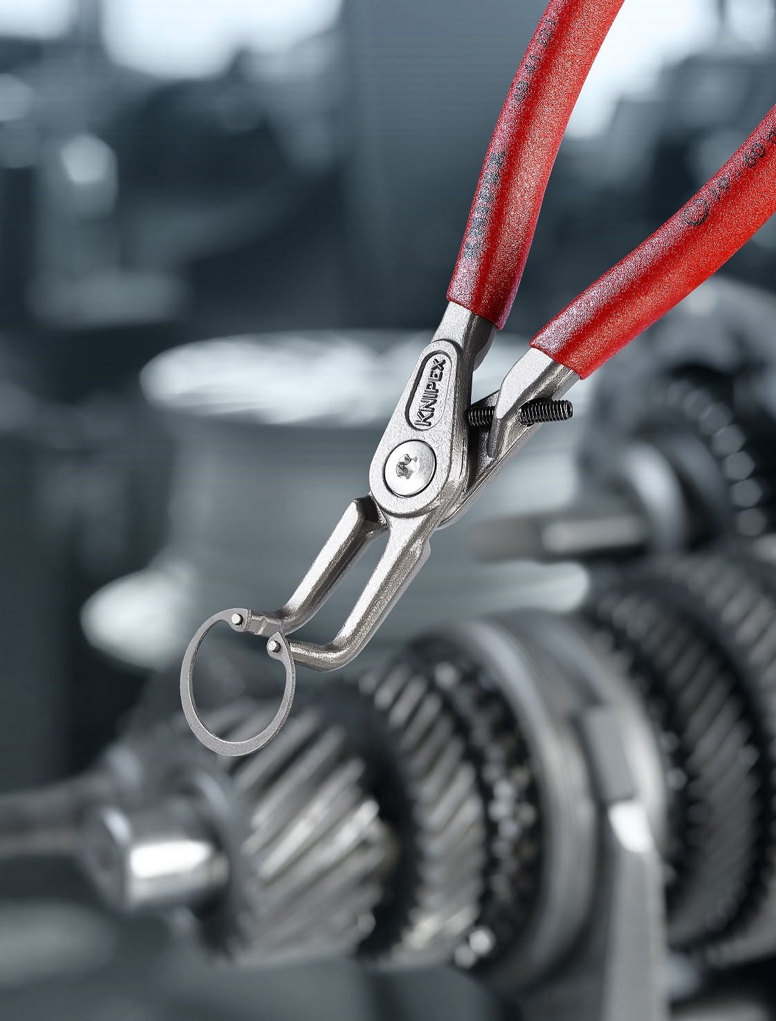 knipex-tools-introduces-series-of-precision-circlip-pliers