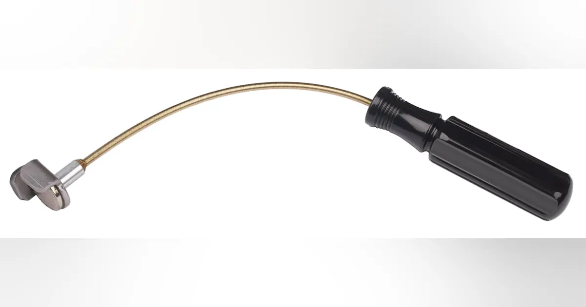 Drain Plug Pro Drain Plug Pro enhances oil change safety, cleanliness | 2011-07-06 ...