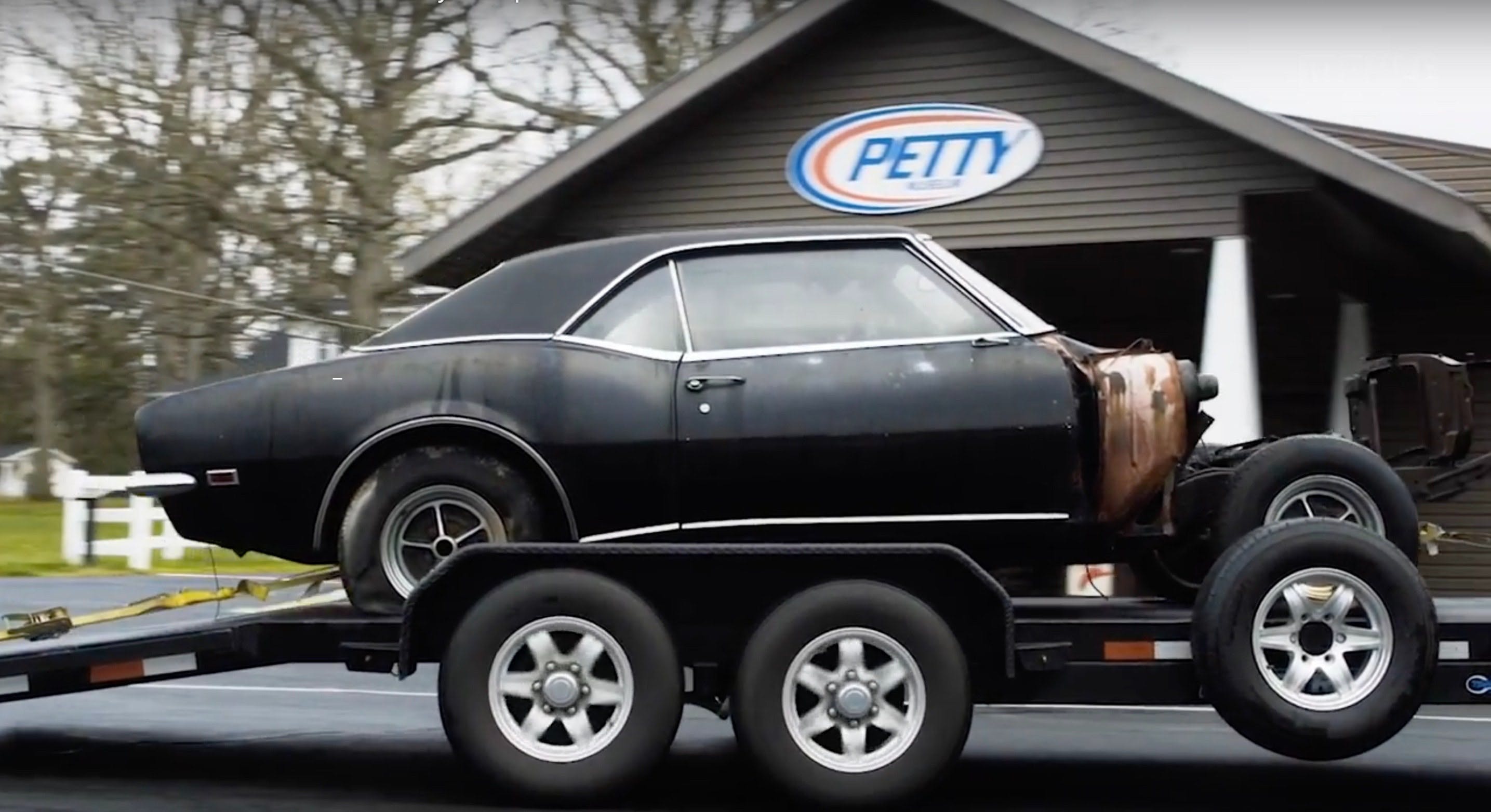 65b826a2393c73001eeacb02 Mahletoawardgrandprize1968camaro