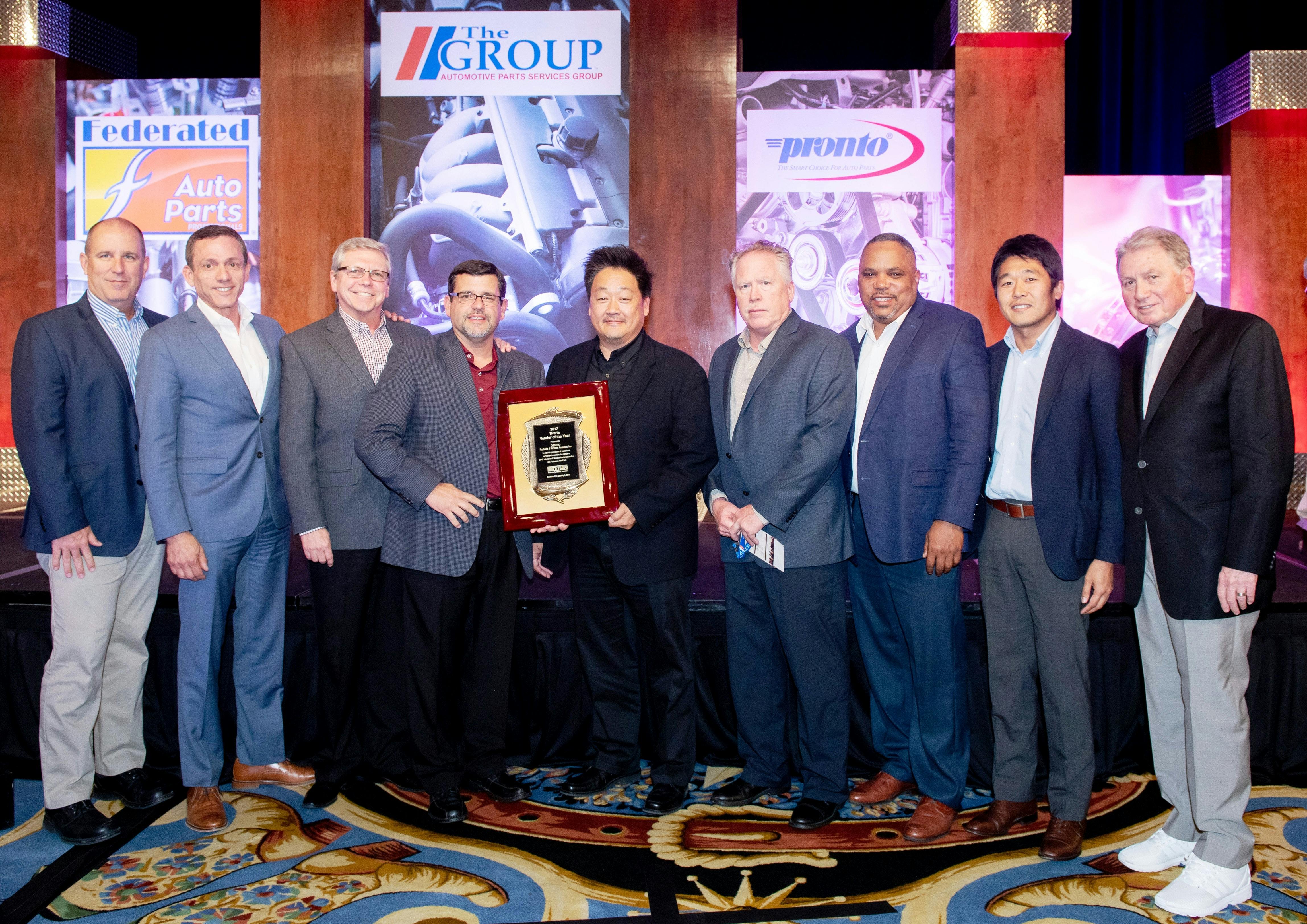 the-group-and-1parts-present-international-vendor-awards