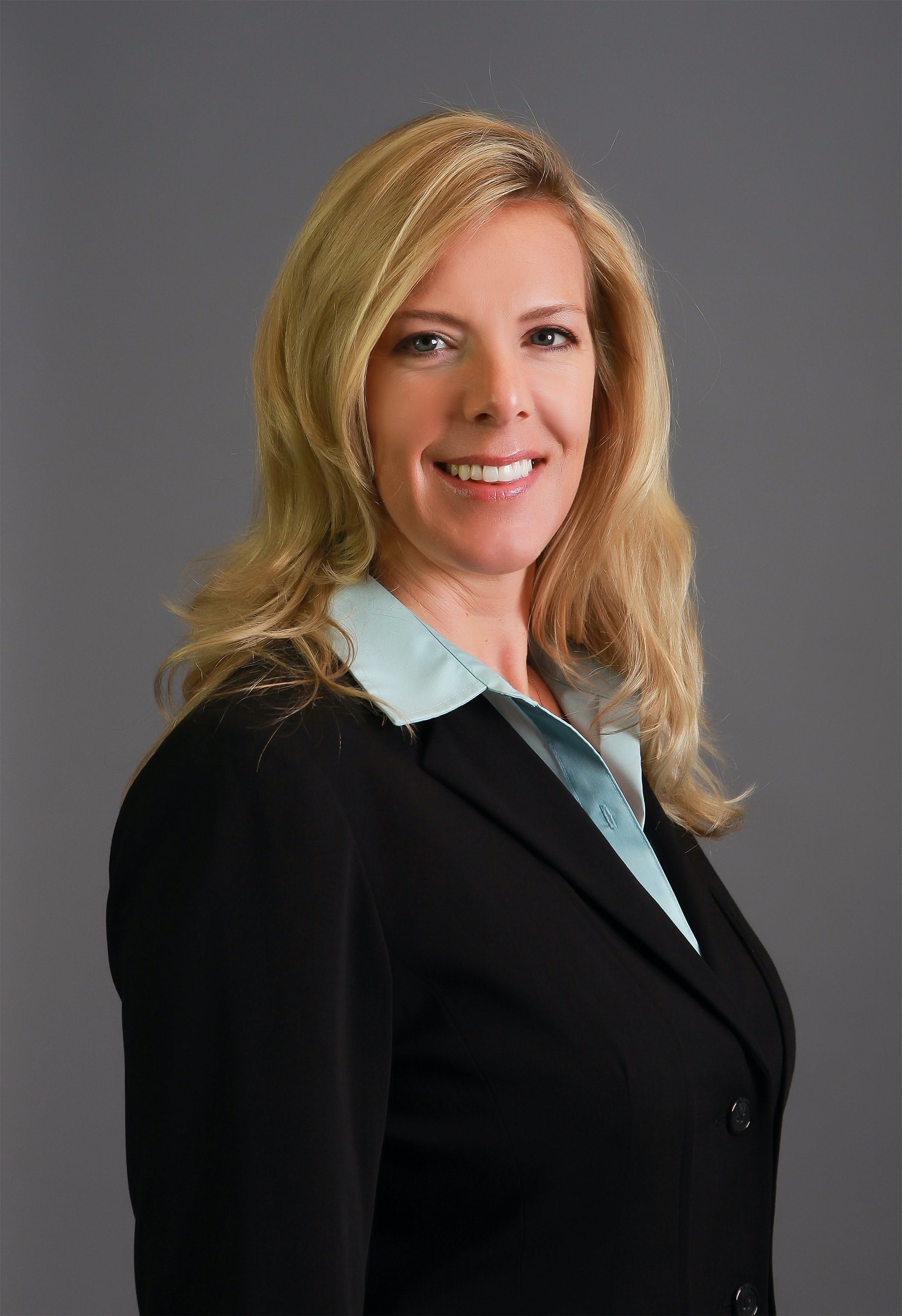 lumileds-names-tina-smith-national-sales-manager