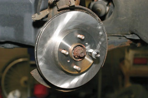 Diagnosing and correcting brake life and performance issues 201406