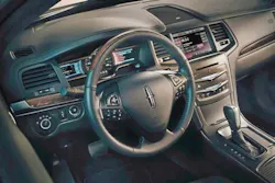 65b83c33dd28ac001e272d75 Lincoln2