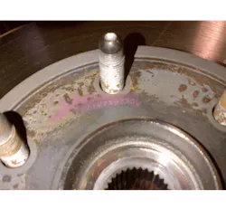 65b84801441052001e460e95 Wheeltohubissue