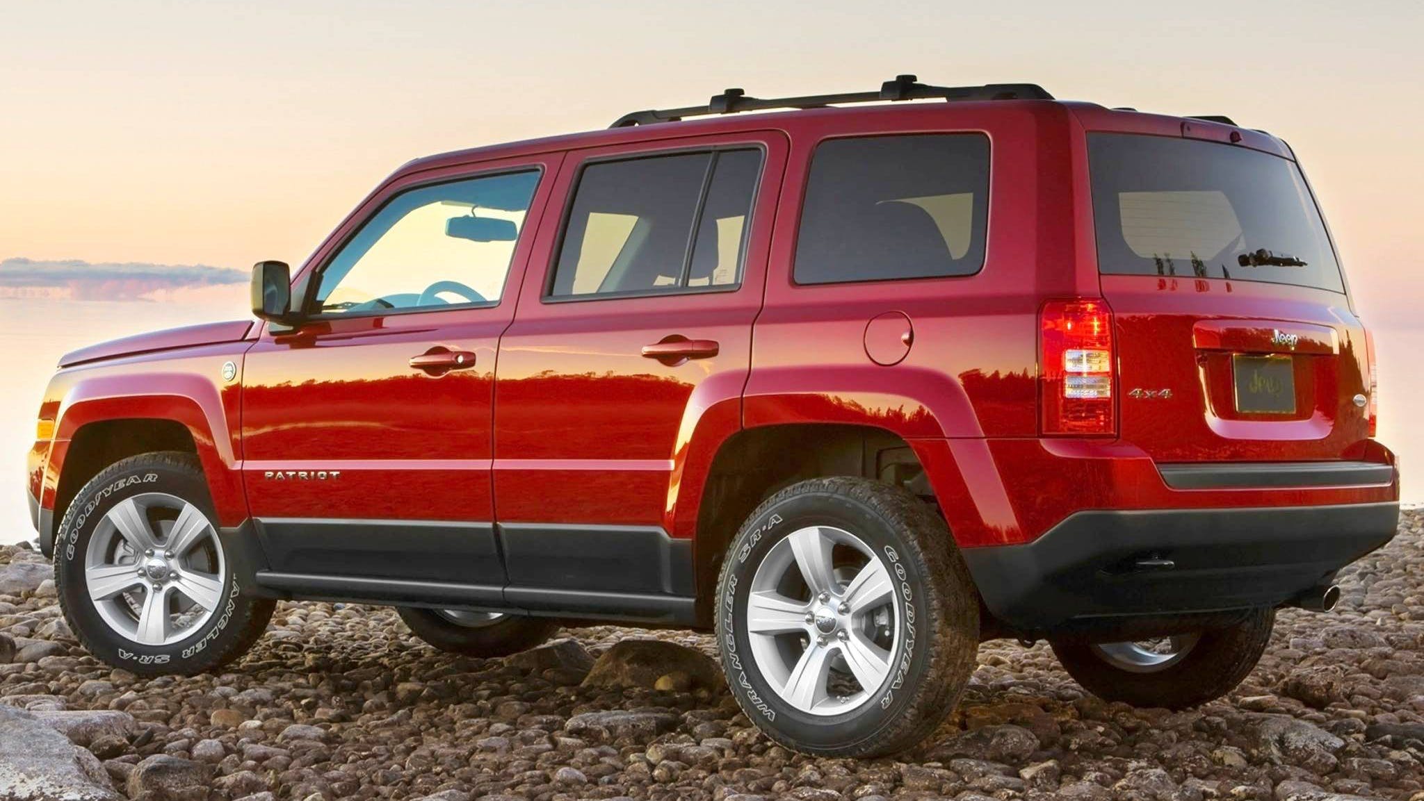 Replace the TRS (transmission range sensor) with P/N 68273120AA.