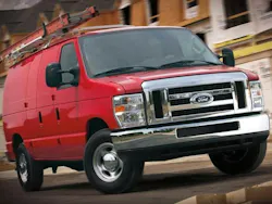 65b8586ffc6479001e679f95 Ford