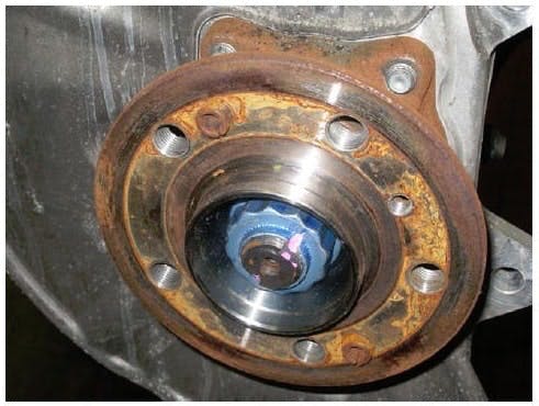 Don&rsquo;t forget to clean the hub face of corrosion before installing brake discs.