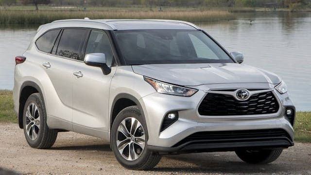 Toyota highlander top echo on phone