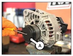 65b85e9c035767001e713c63 Kia01
