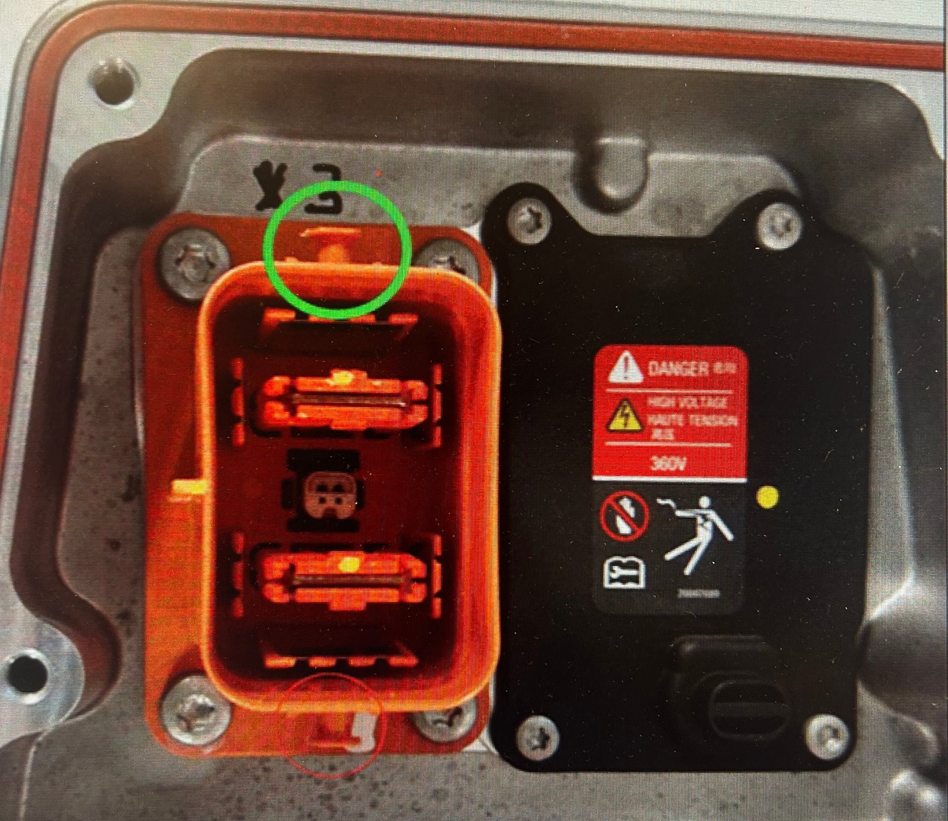 Note the tabs on the X3 connector. If tabs are broken, the entire battery contractor assembly must be replaced.