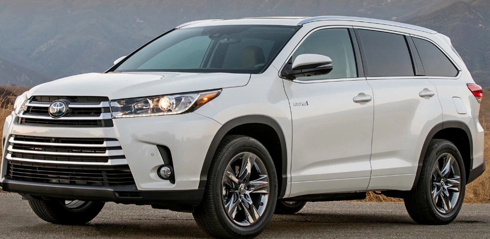 The ECM logic has been modified to reduce this possibility. For programming, use only the Techstream Lite TSLITEPDLR01 or Techstream Lite (green cable) TSLP2DLR01.