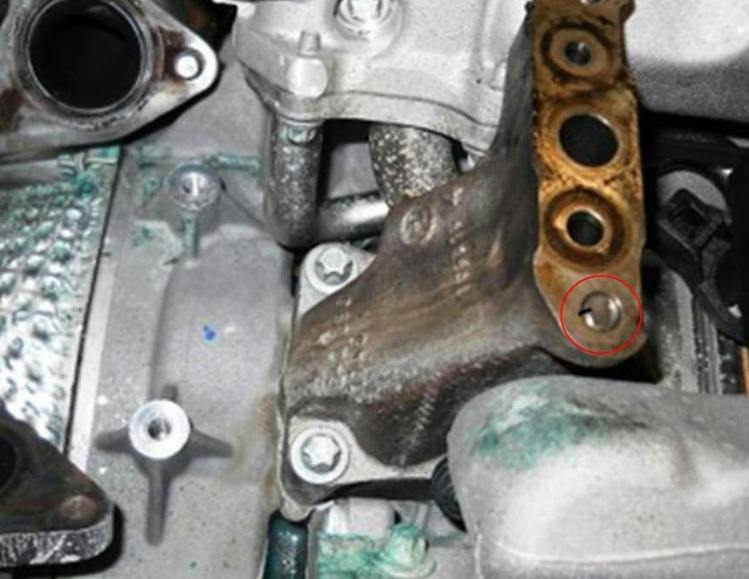 Note the location of the seal area (red circle at lower right).