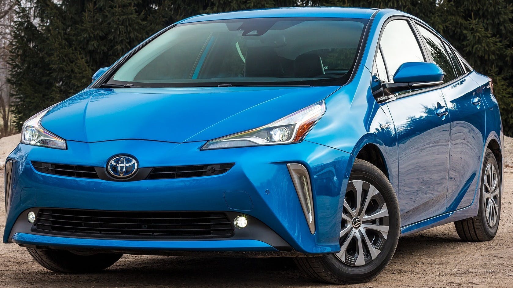 The Hybrid Control Computer (HV ECU) logic has been modified to reduce the possibility of these conditions. Reprogram using software version 14.20.019 or later.