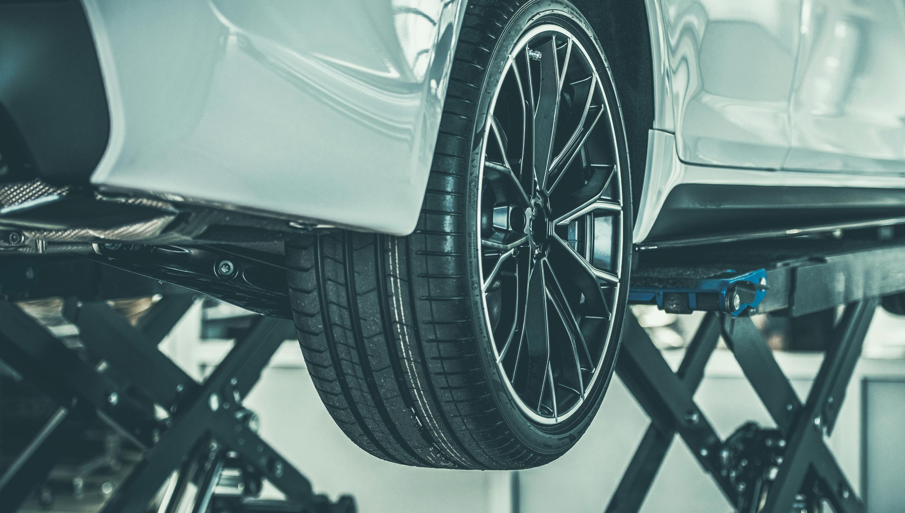 Guest Blog: Key factors for choosing the right car lift for EV servicing