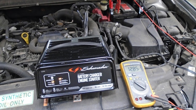 Here you can see a battery holds a nice 12.8V charge with the ignition on, and the charger in the 10A charging mode.