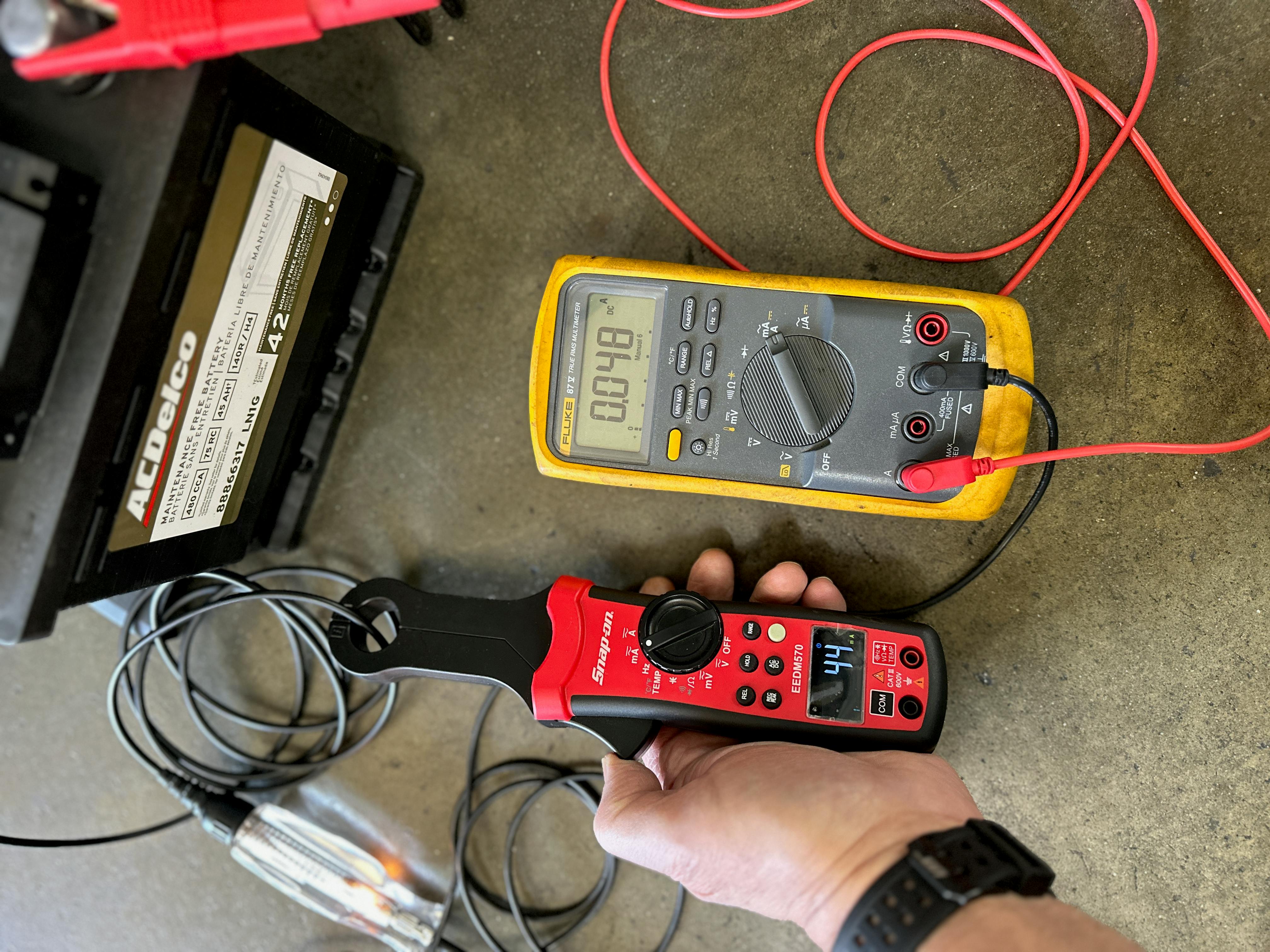 Figure 7 &mdash; Current probe - Test light measurement
