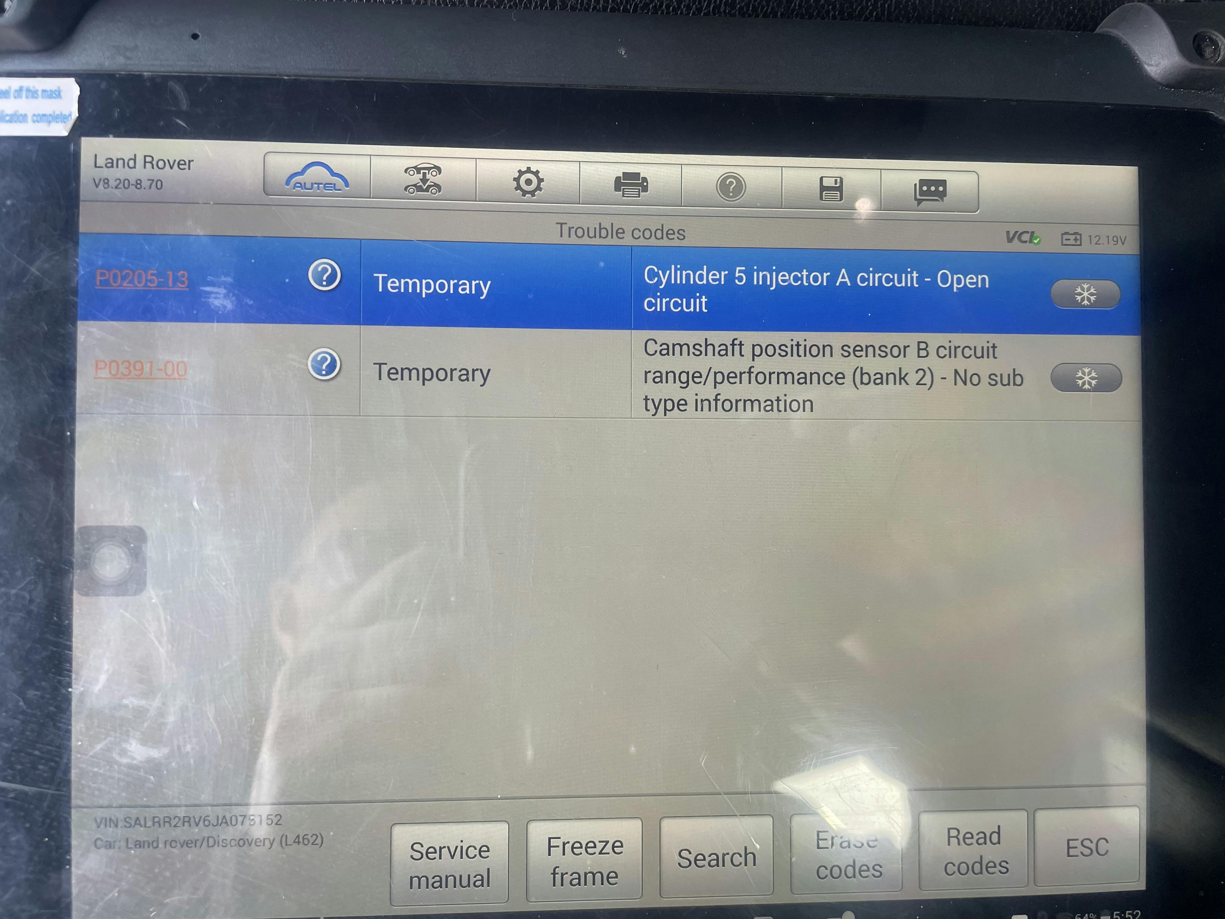 Figure 1: These pictures came from the engine rebuilder. It seems they are dealing with an injector circuit and cam sensor/timing issue.