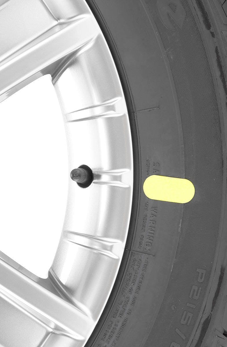 If the tire only features a yellow dot, this indicates the tire&rsquo;s lightest point of balance. Align the yellow dot to the valve stem, which theoretically indicates the wheel&rsquo;s heaviest point.