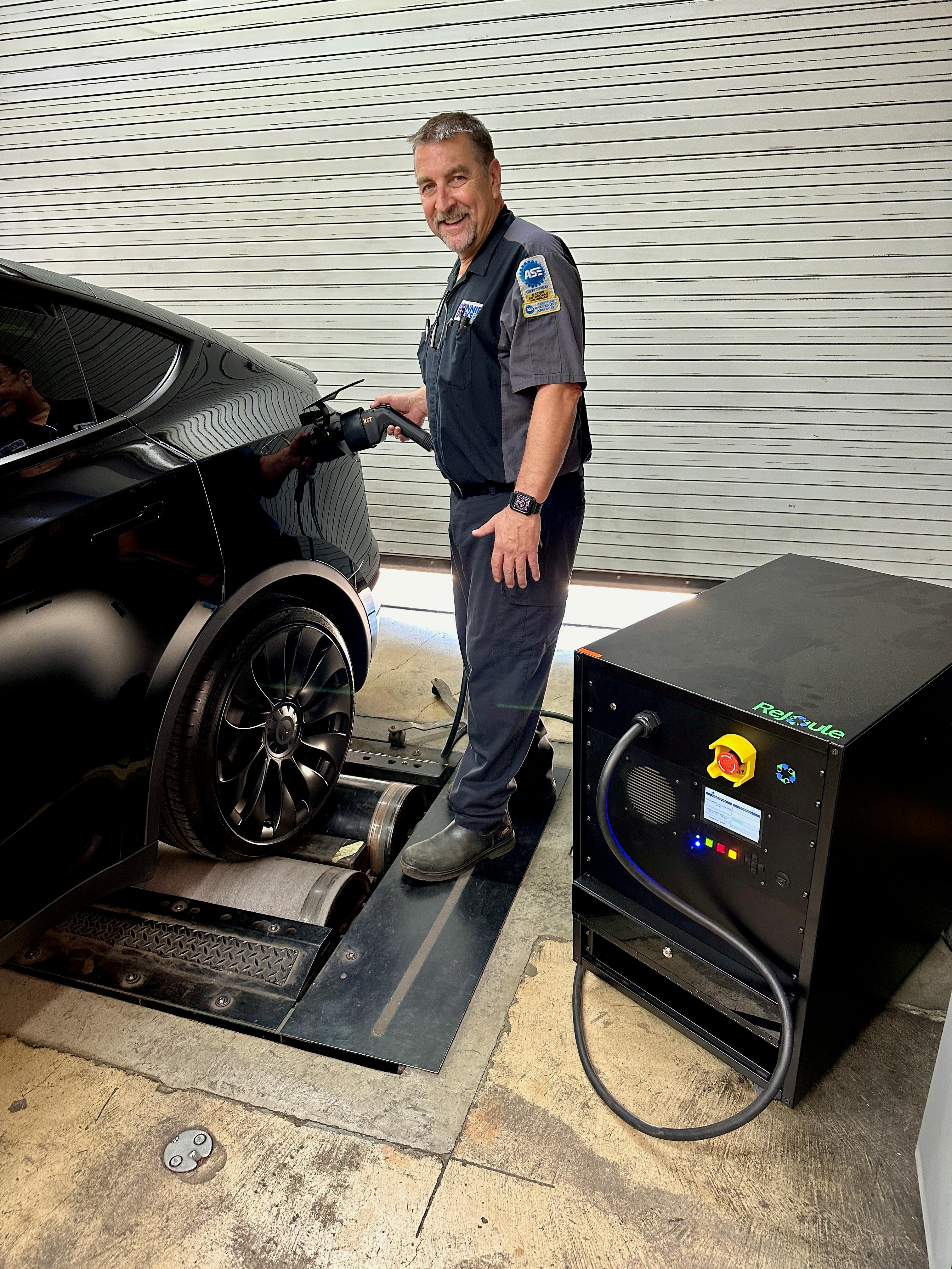 Figure 6 &ndash; Starting a ReJoule EIS test on a Tesla Model Y