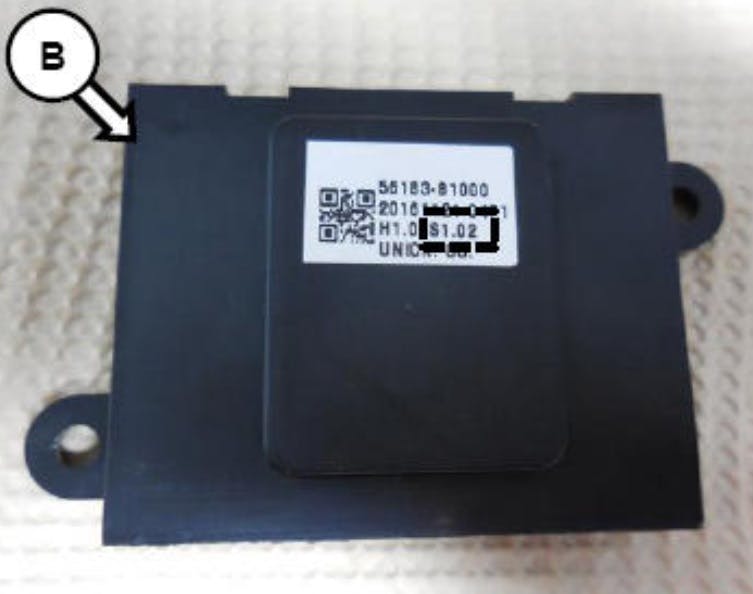 The new haptic controller must feature the new S1.02 software level (see tag on the unit).