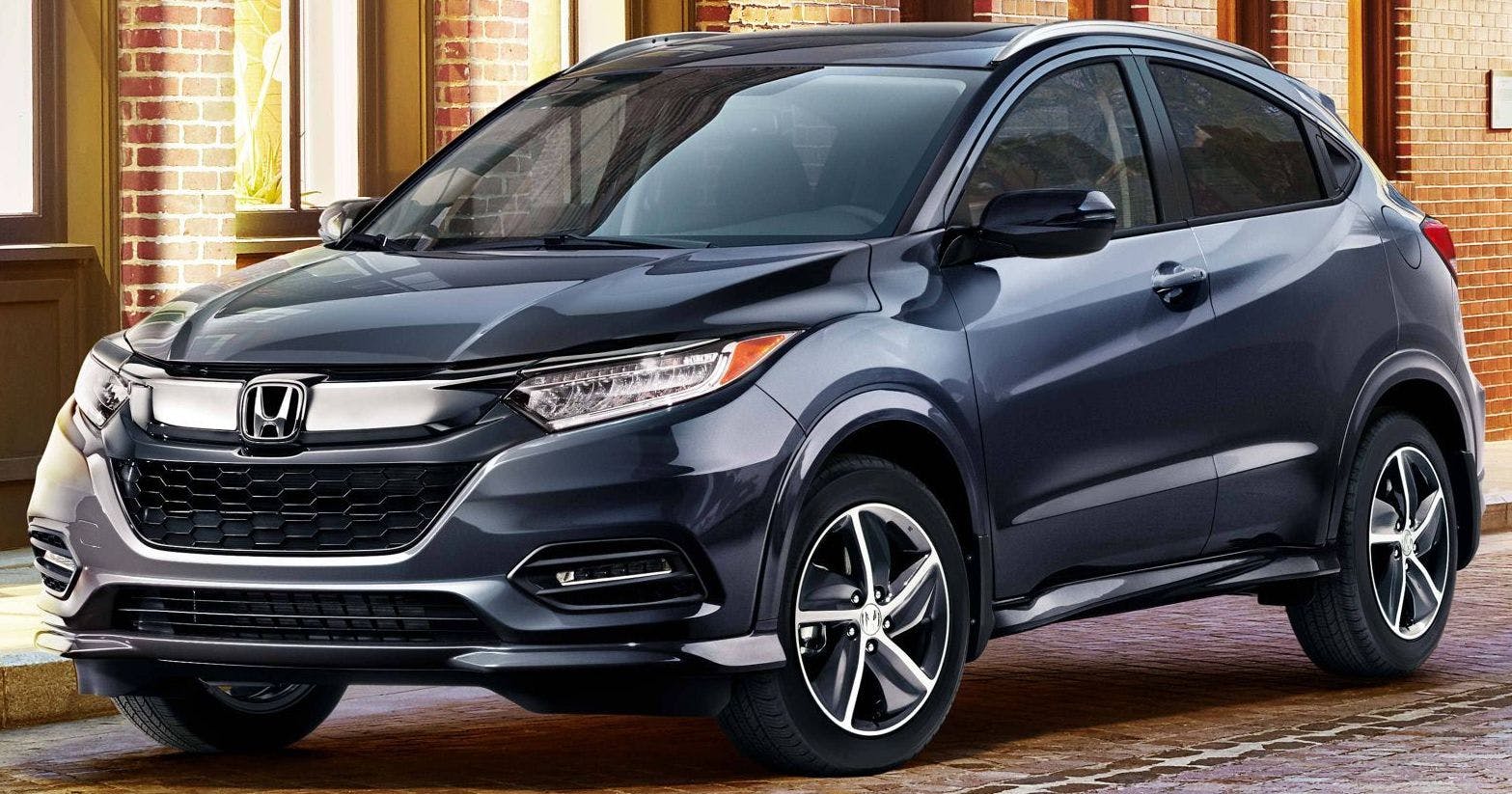 Using the i-HDS, inspect the EPS (electronic power steering) software version. Update the EPS software using i-HDS software version 1.1.0.6 or later (database 07-MAY-2019 or later).