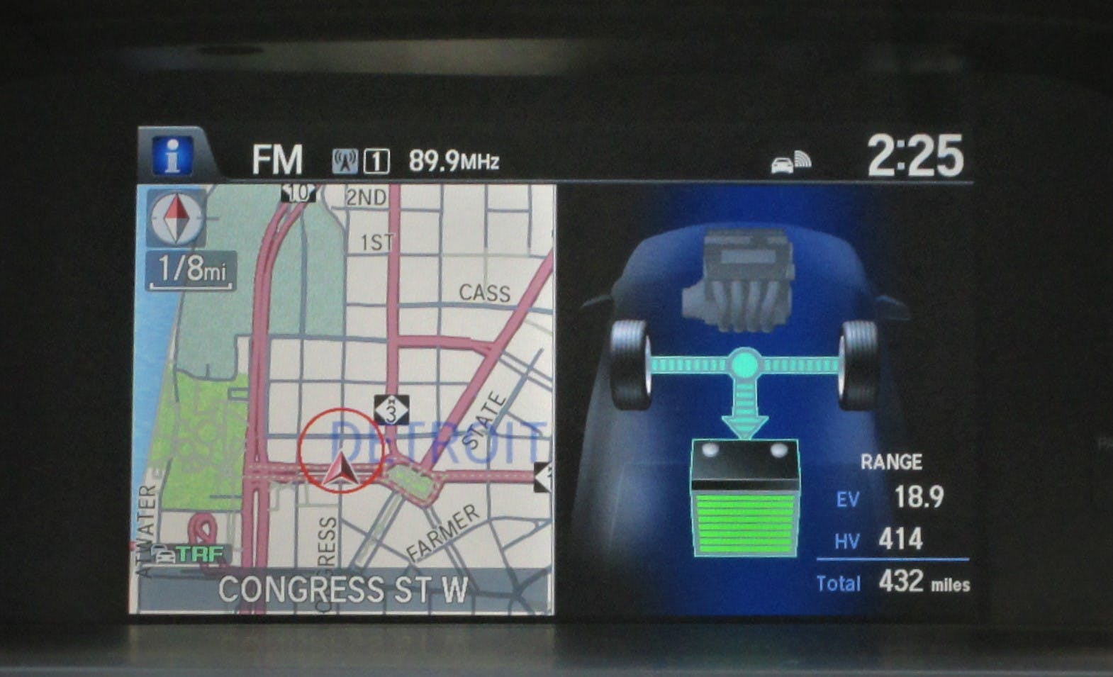 The dashboard of an xEV will show the driver when they are in regenerative mode.