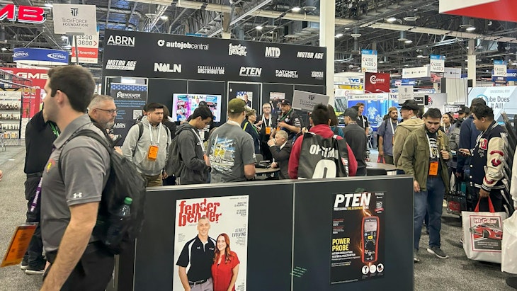 6723b457f767b3163a3b2f86 Pten Booth