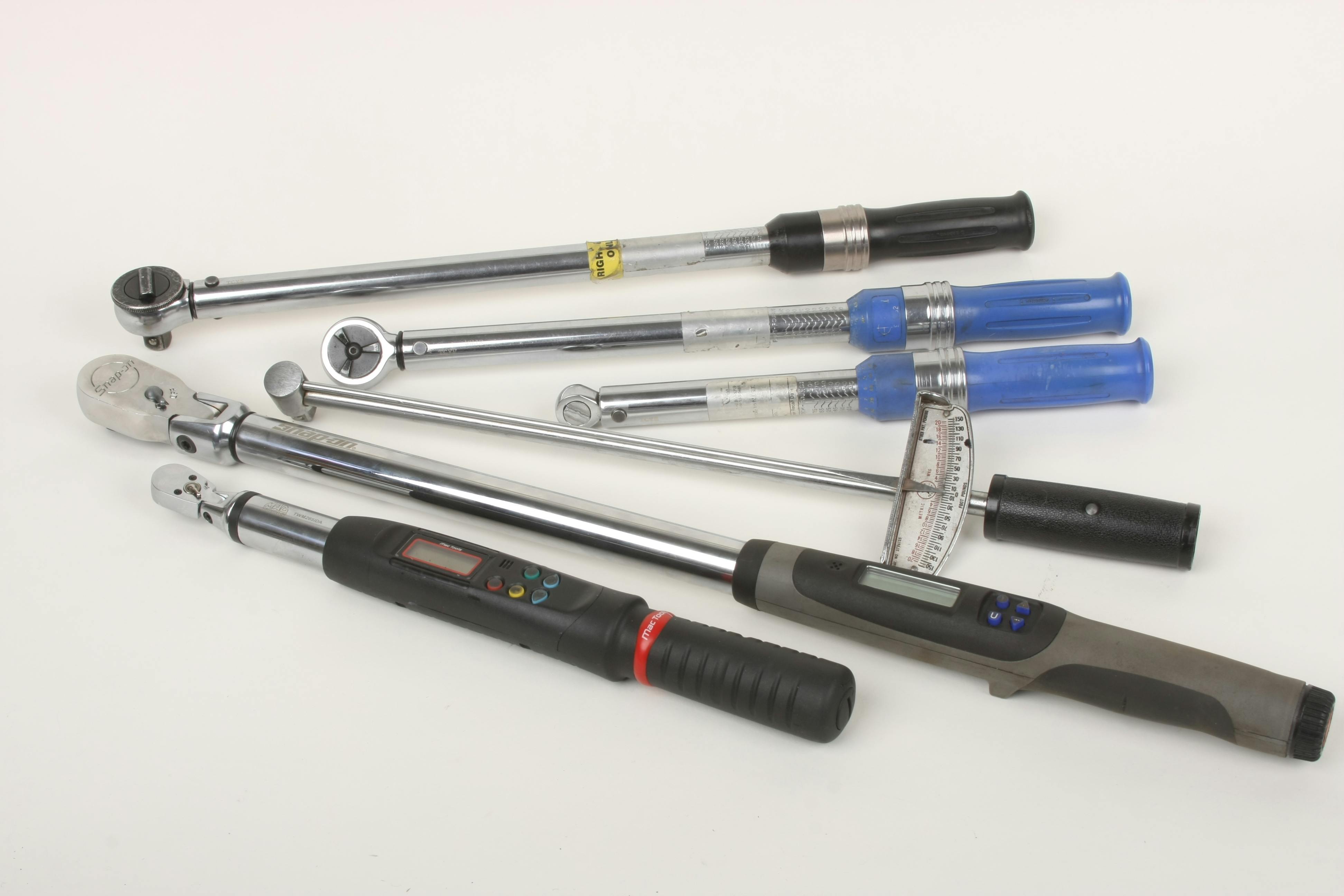 Among your array of torque wrenches, a long digital torque wrench provides added leverage and provides an accurate reading, providing audible and vibrational response to the user.