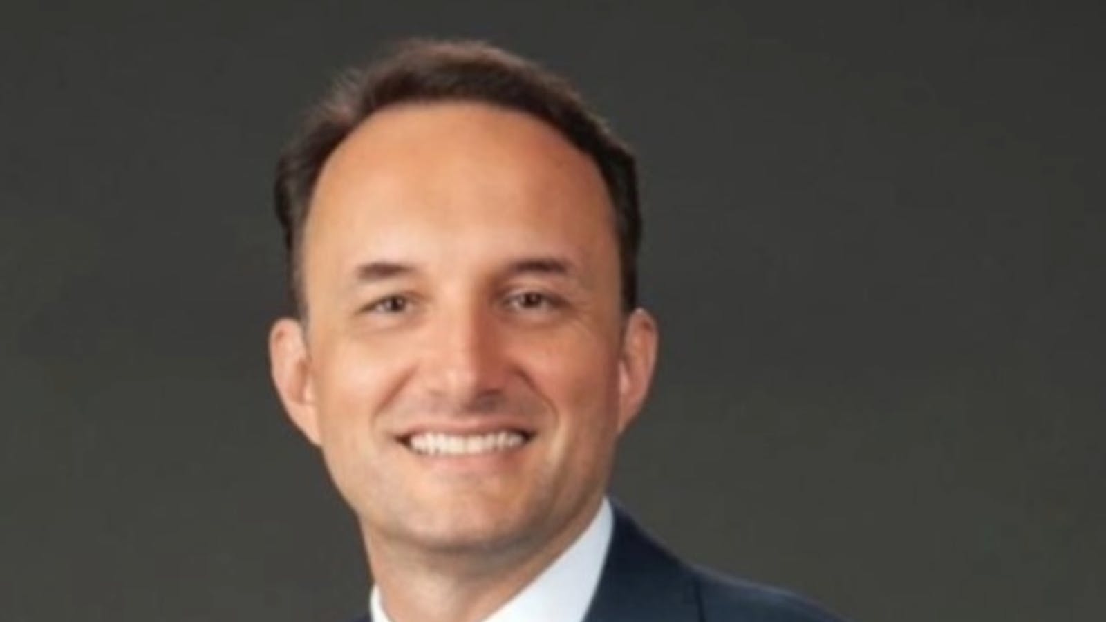 677d493b492c4e408fd91f34 Tayfun1