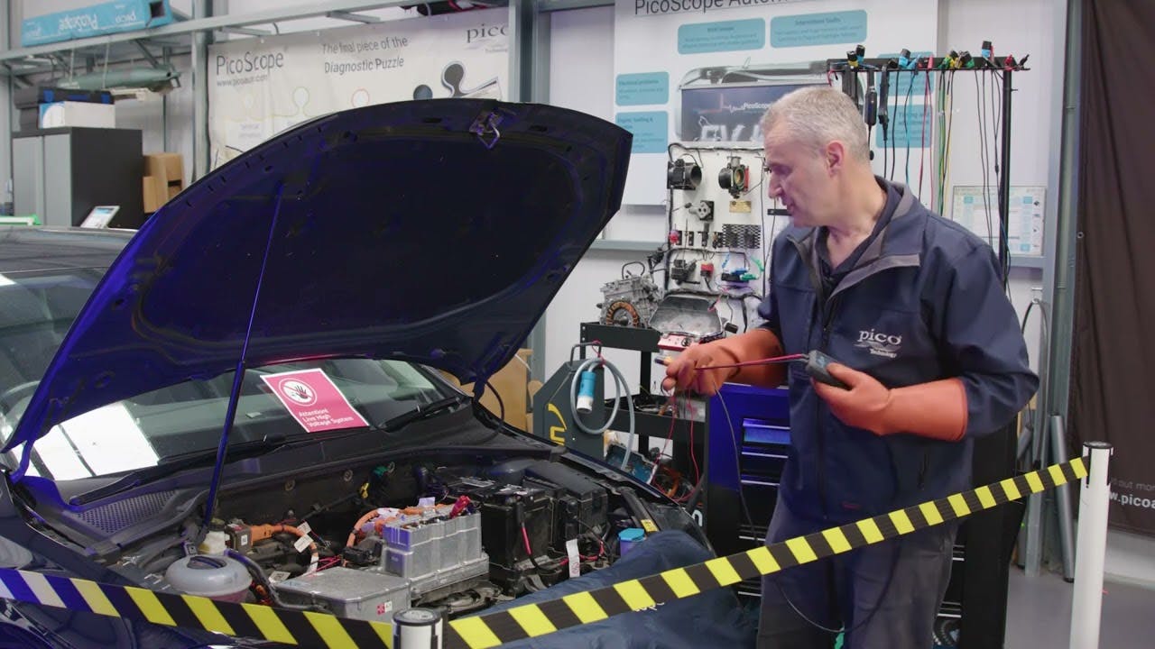 TA511 PicoBNC+ 1400 V Differential Probe | Pico Technology