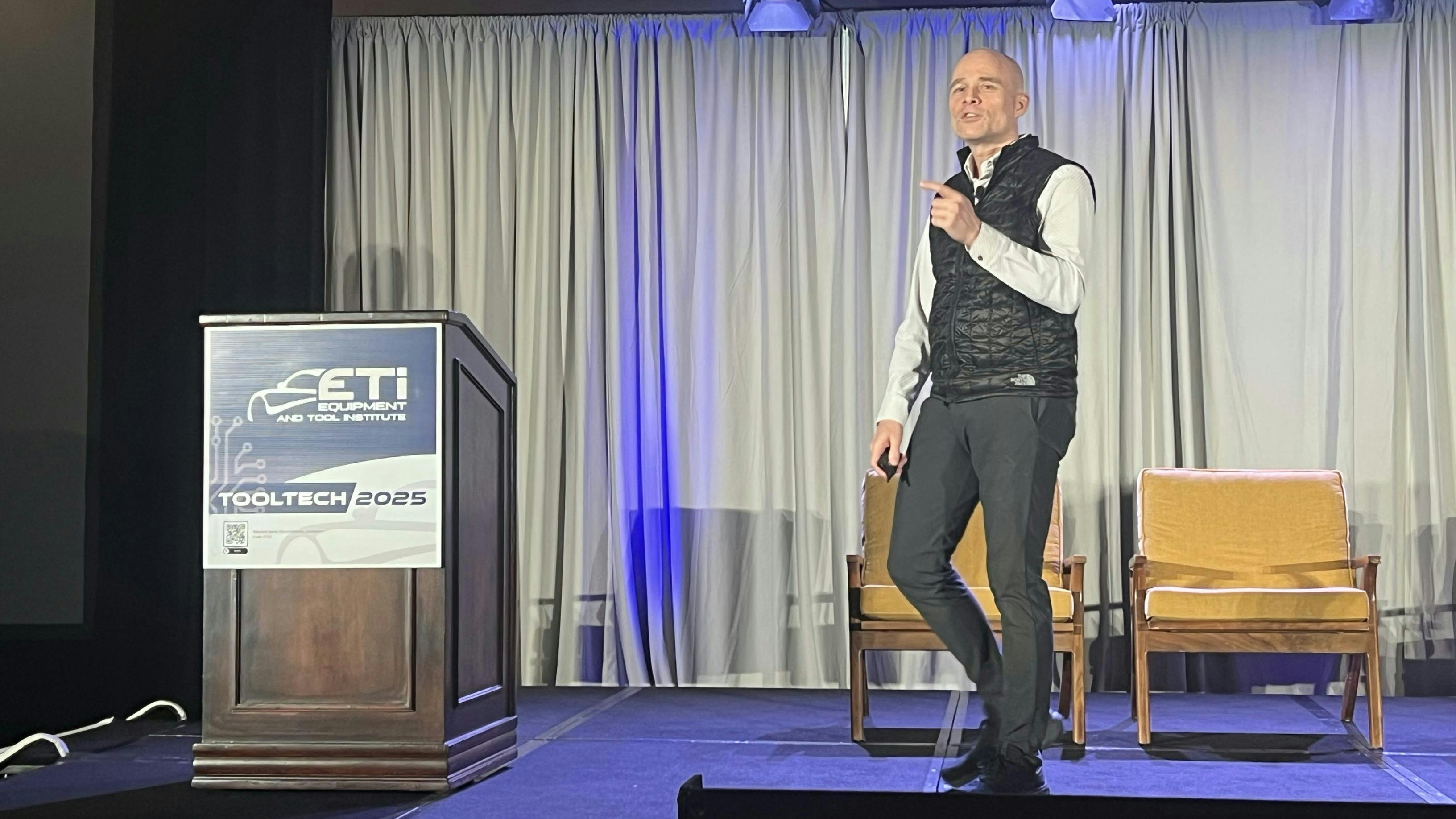 ETI ToolTech's day one keynote speaker, Steve Greenfield from Automotive Ventures.