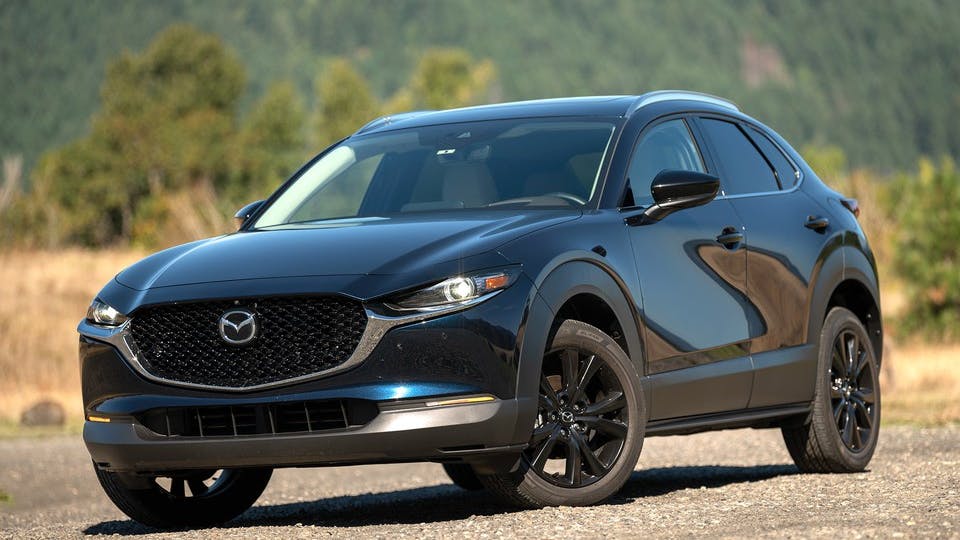 This is caused vt improper control software of the DSC HU/CM. To eliminate this concern, the control software has been modified.