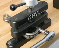 Install rod bearings to the connecting rod big end and tighten the rod bolts to specification with the big end secured in a dedicated rod vise. Install rod bearings to the connecting rod big end and tighten the rod bolts to specification with the big end secured in a dedicated rod vise.