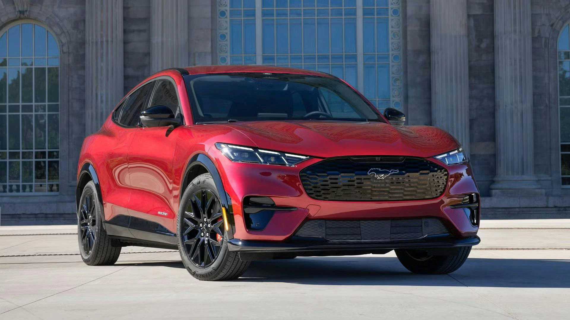 69a68cc38d9fc82074ea4310 Ford