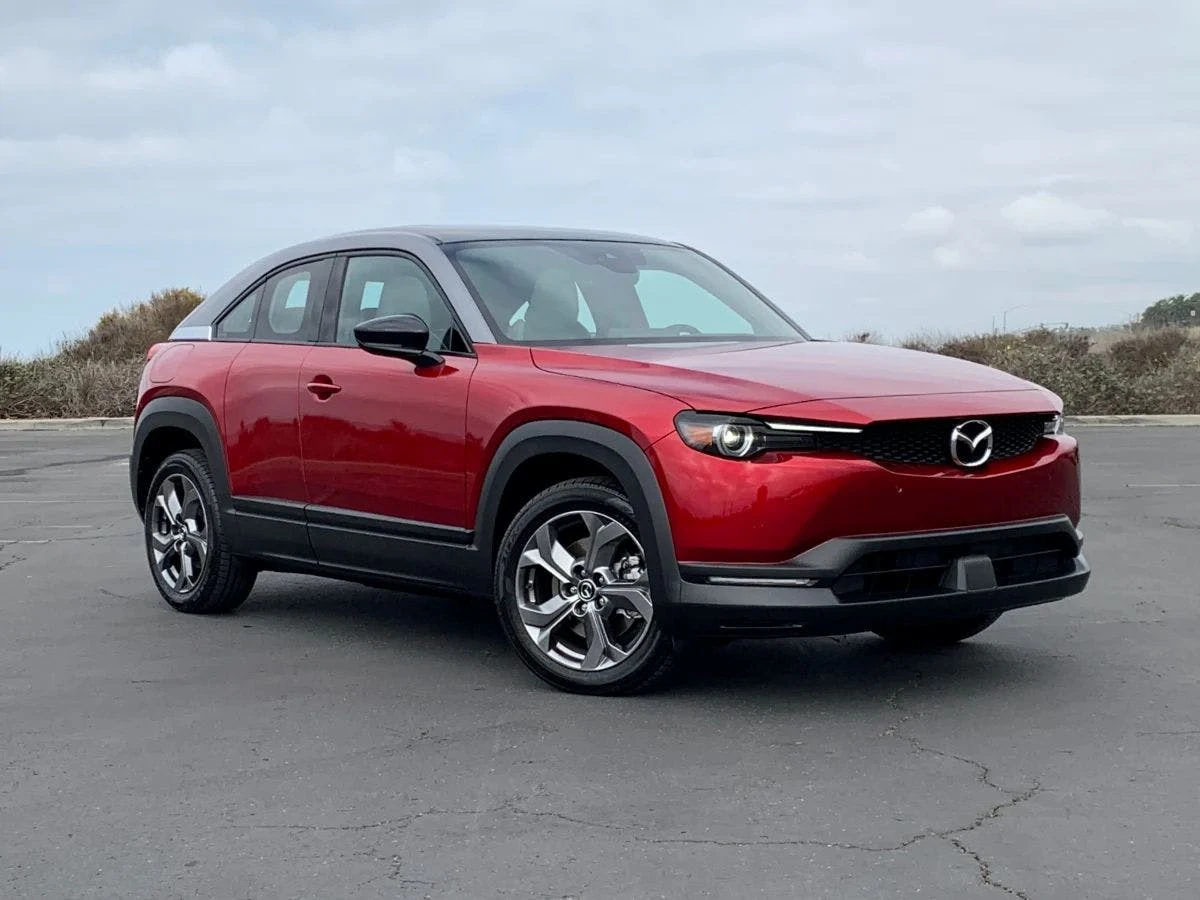 69b010d1c8423d176ecfbd7f Mazda