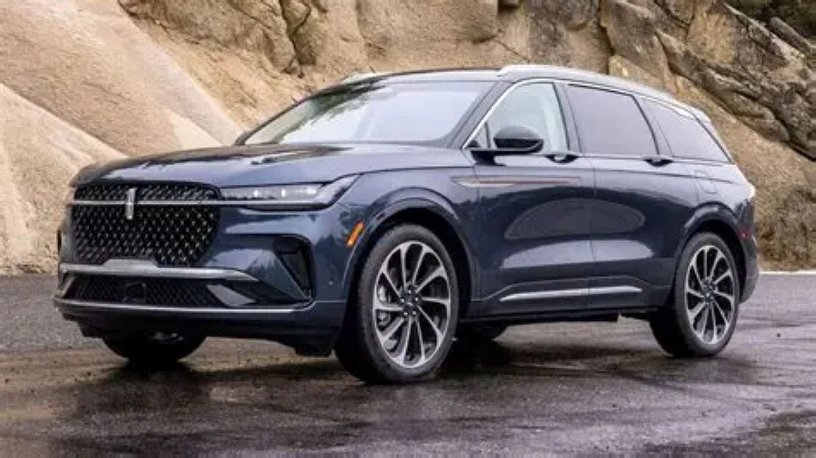 69b9500701c399ecb361b573 Lincoln