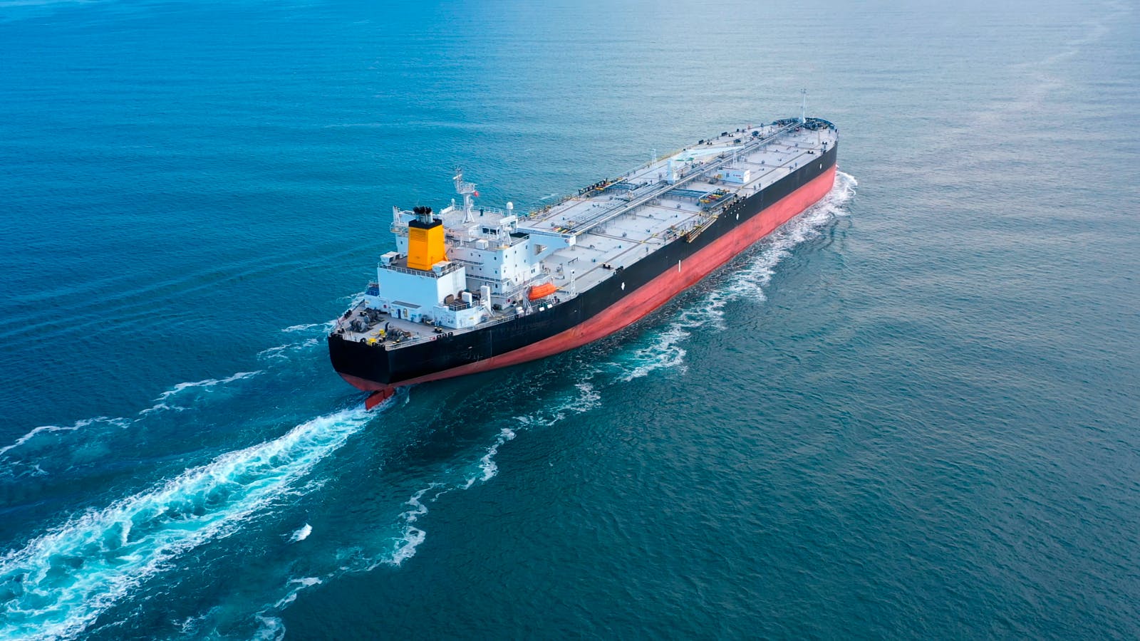 69bb49cf0fa65a753ea1d2d0 Oil Tanker
