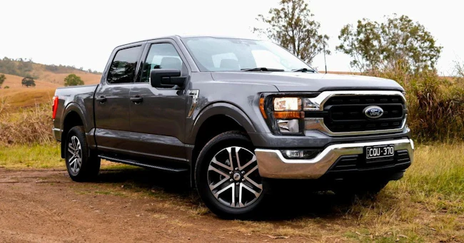 69f0ae5b4cbbf6d35bd22360 Ford