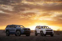 2026_toyota_4runner_group_11500x1000 2026_toyota_4runner_group_11500x1000