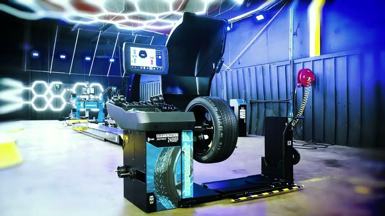 Armored Series 2400P Wheel Balancer