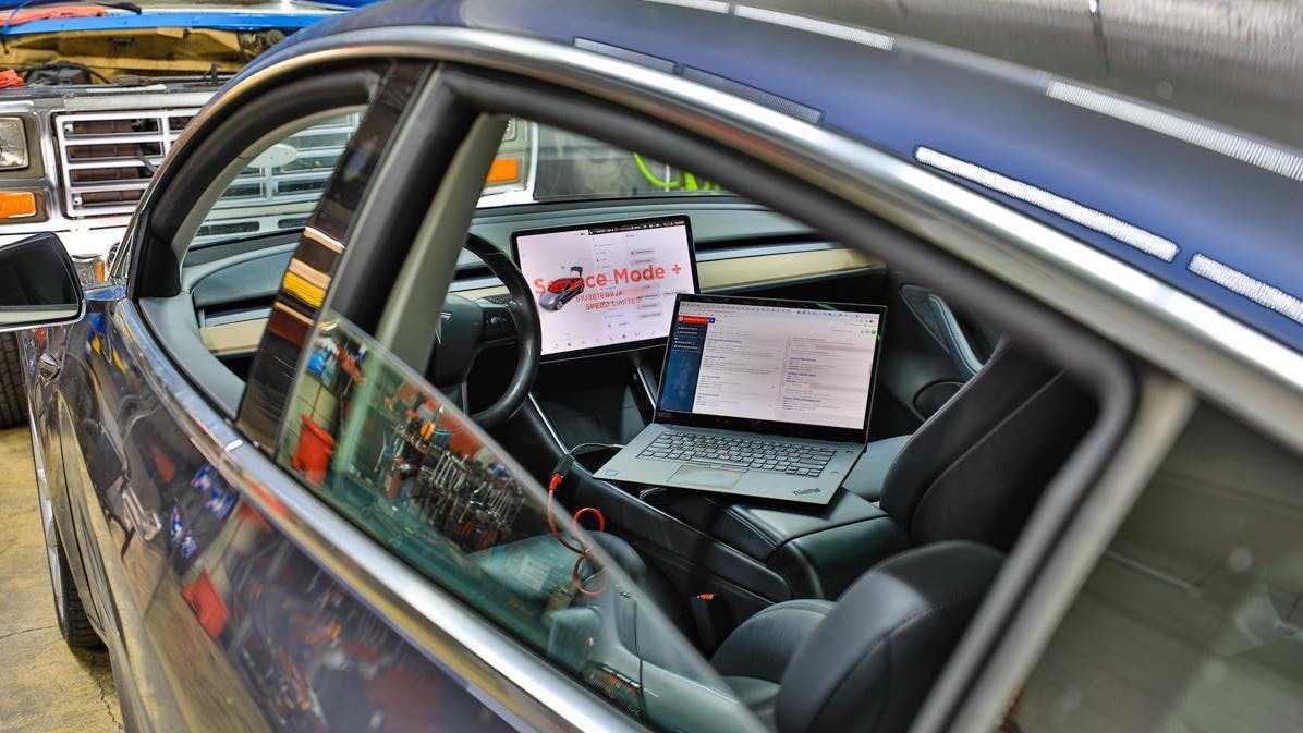6a2c3c5697394e243f7a8067 6a0f7d72cfe03882875b103ctesla Service Mode