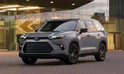 toyota2026grandhighlander_nightshade_0001h1500x900
