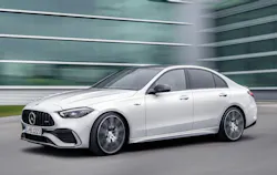 6a67a324a56b004bc30042f7 Benz